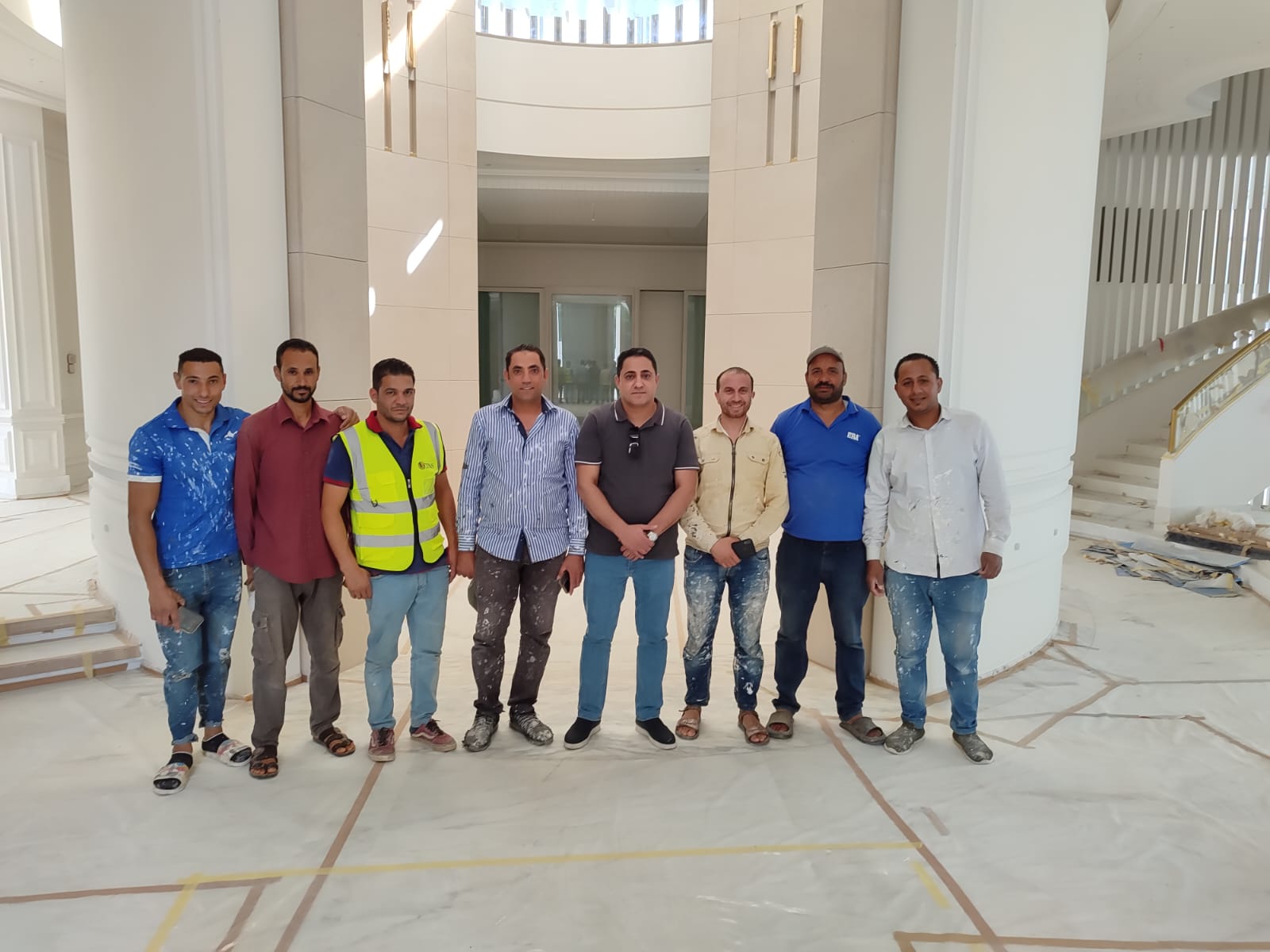 وزير القوى العامله 